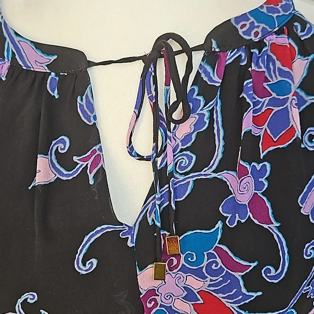 Alice & Trixie 💯 Silk Halter Black Dress - Picture 3 of 5